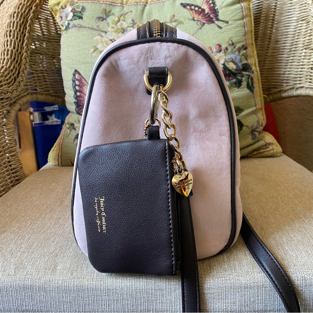 Juicy Couture Blush Boston Bag - Picture 4 of 6